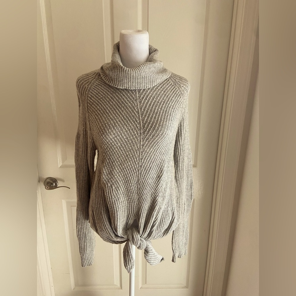 MOTH ANTHROPOLOGIE WAFFLE TURTLENECK SWEATER